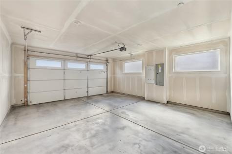 15423 Admiralty Way Lynnwood WA 98087