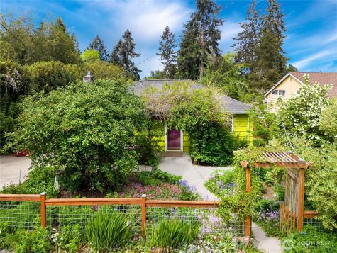 2132 N 148th Street Shoreline WA 98133