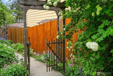 2132 N 148th Street Shoreline WA 98133