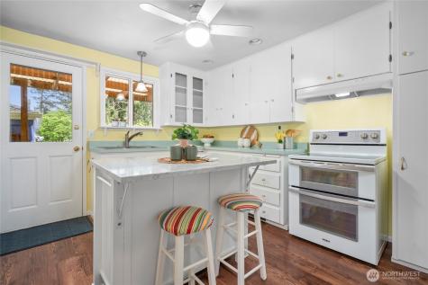 2132 N 148th Street Shoreline WA 98133