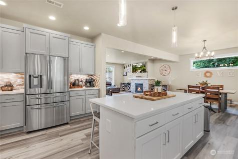 26415 W Sunday Lake Road Stanwood WA 98292