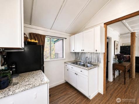 20 Morgan Mountain Trail Tonasket WA 98855