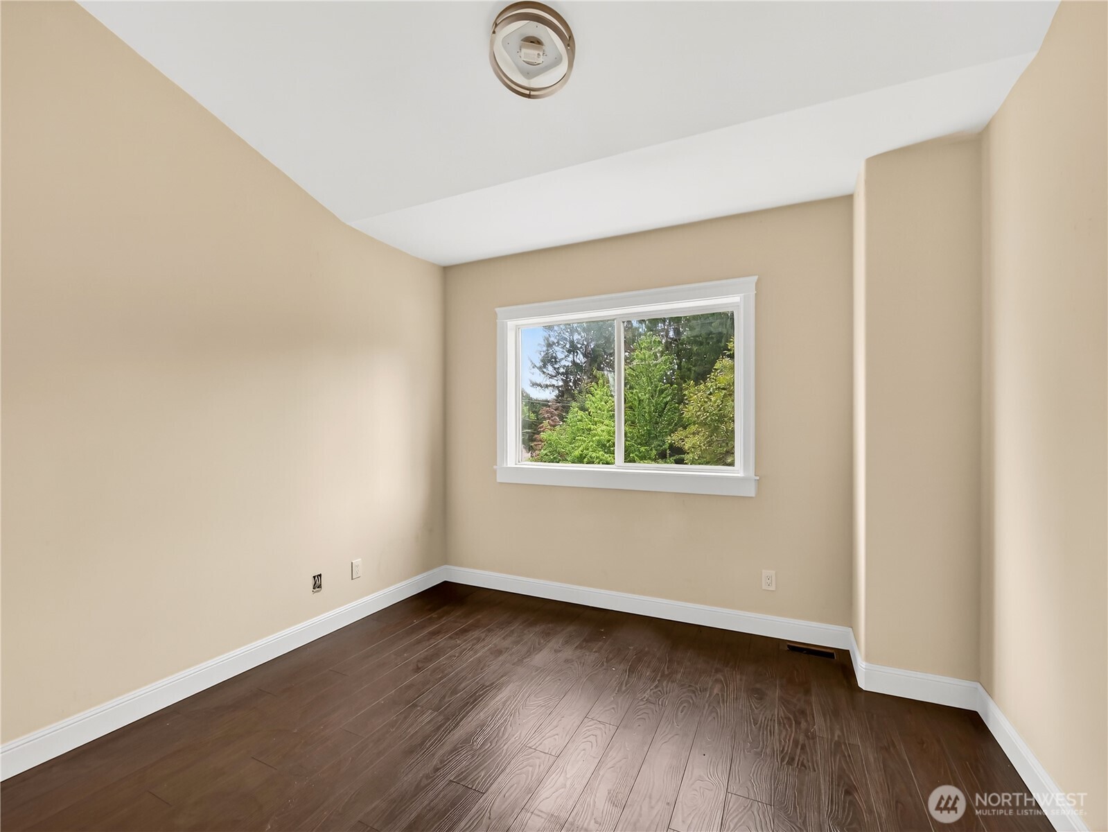 19323 22nd Avenue SE Bothell WA 98012