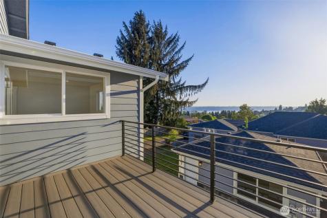 3058 44th Avenue NE Tacoma WA 98422