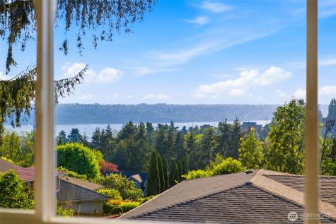 3058 44th Avenue NE Tacoma WA 98422