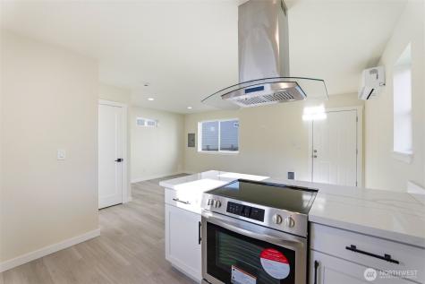 3058 44th Avenue NE Tacoma WA 98422