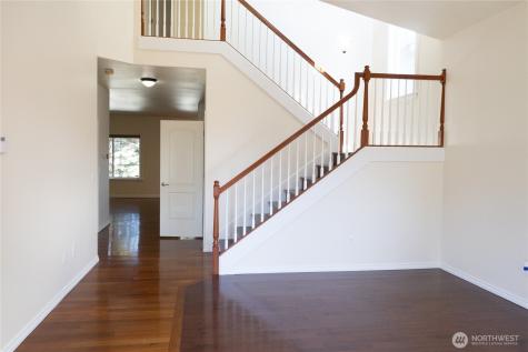 11816 240th Place Kent WA 98030