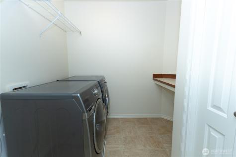 11816 240th Place Kent WA 98030