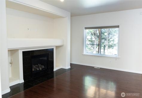 11816 240th Place Kent WA 98030