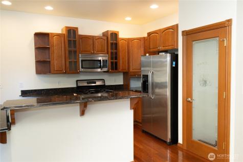11816 240th Place Kent WA 98030