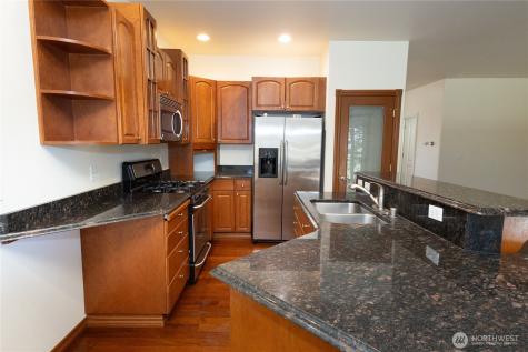 11816 240th Place Kent WA 98030