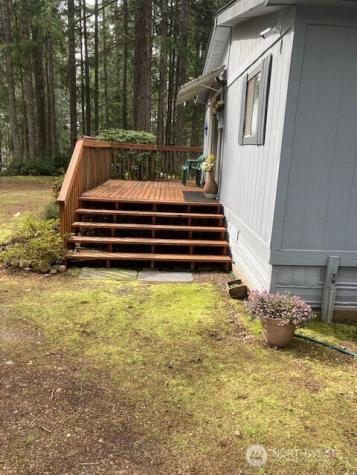 531 N Mountain View Drive Hoodsport WA 98548