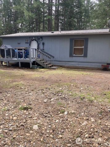 531 N Mountain View Drive Hoodsport WA 98548