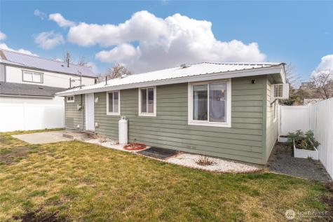 1211 Cottage Street SE Ephrata WA 98823