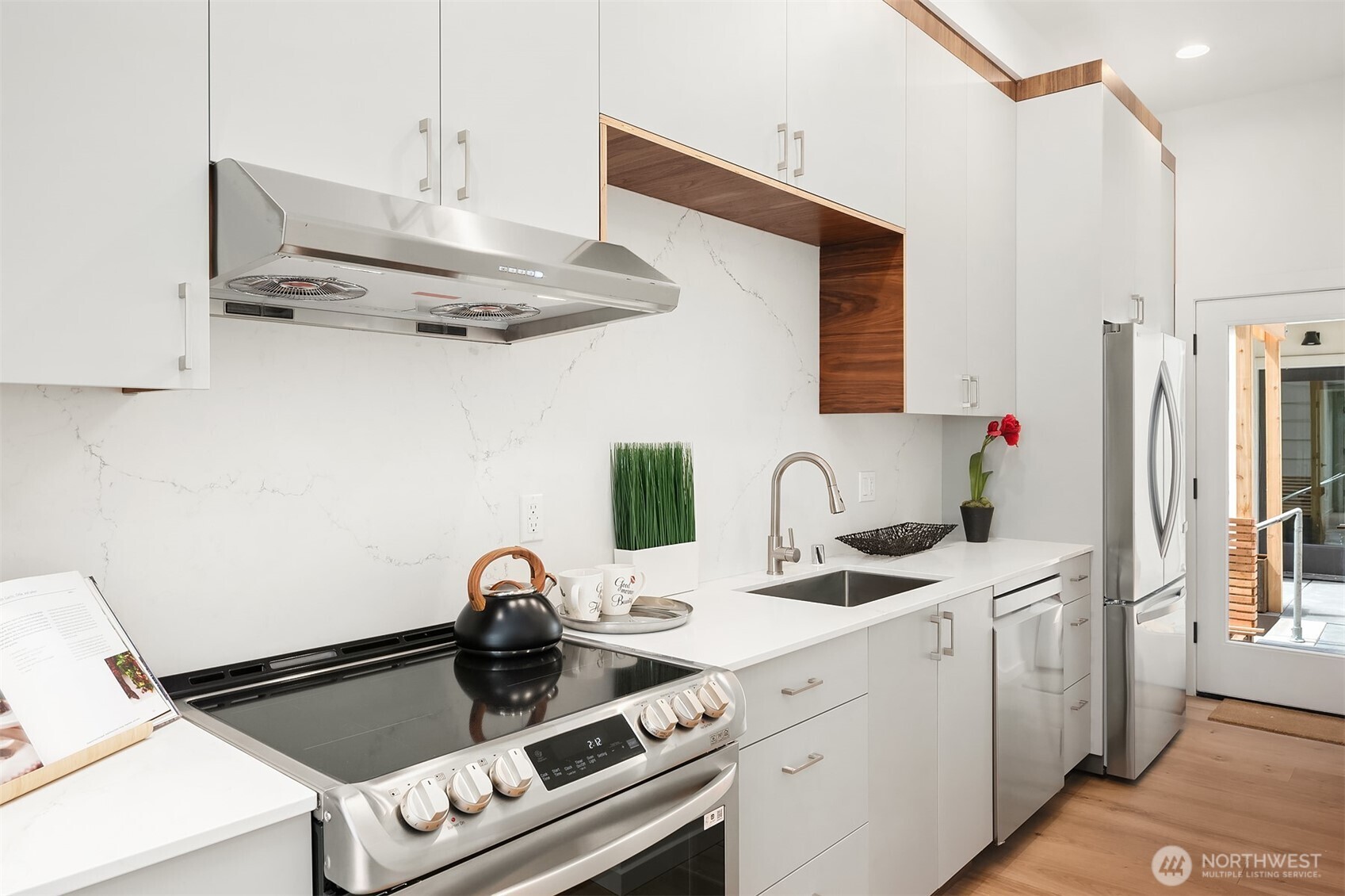 633 13th Avenue E Seattle WA 98102
