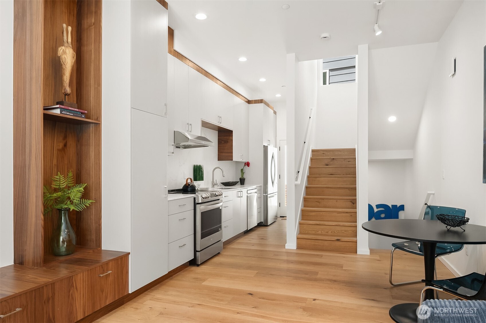 633 13th Avenue E Seattle WA 98102