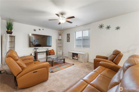 5819 114th Avenue Court E Puyallup WA 98372
