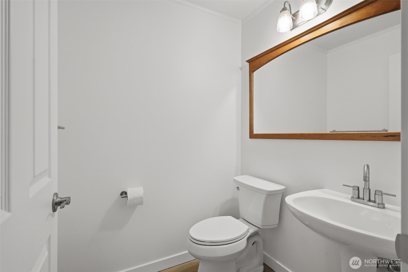 8703 NE 144th Court Kirkland WA 98034
