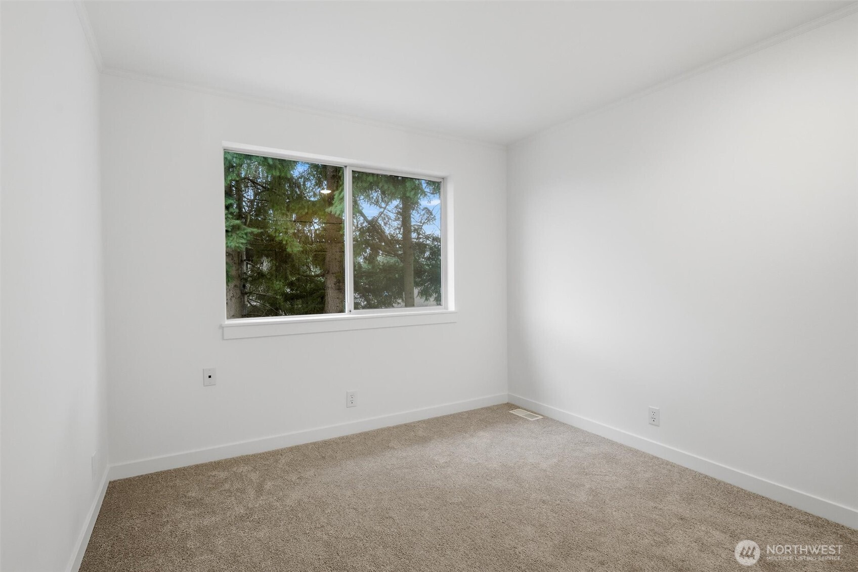 8703 NE 144th Court Kirkland WA 98034