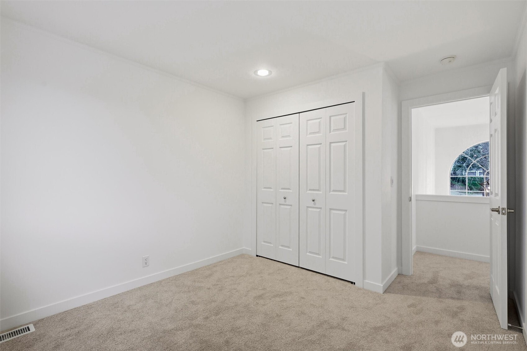 8703 NE 144th Court Kirkland WA 98034