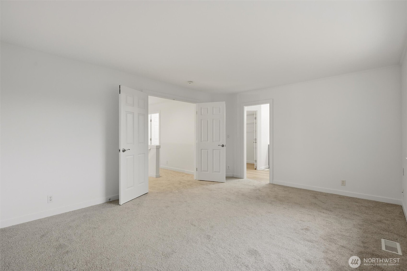 8703 NE 144th Court Kirkland WA 98034