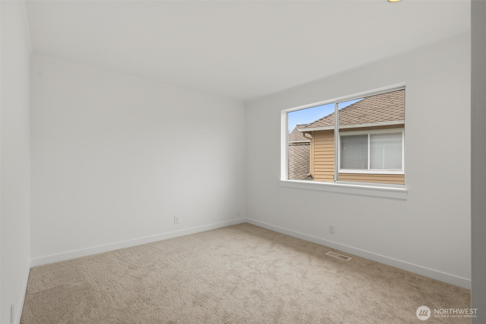 8703 NE 144th Court Kirkland WA 98034