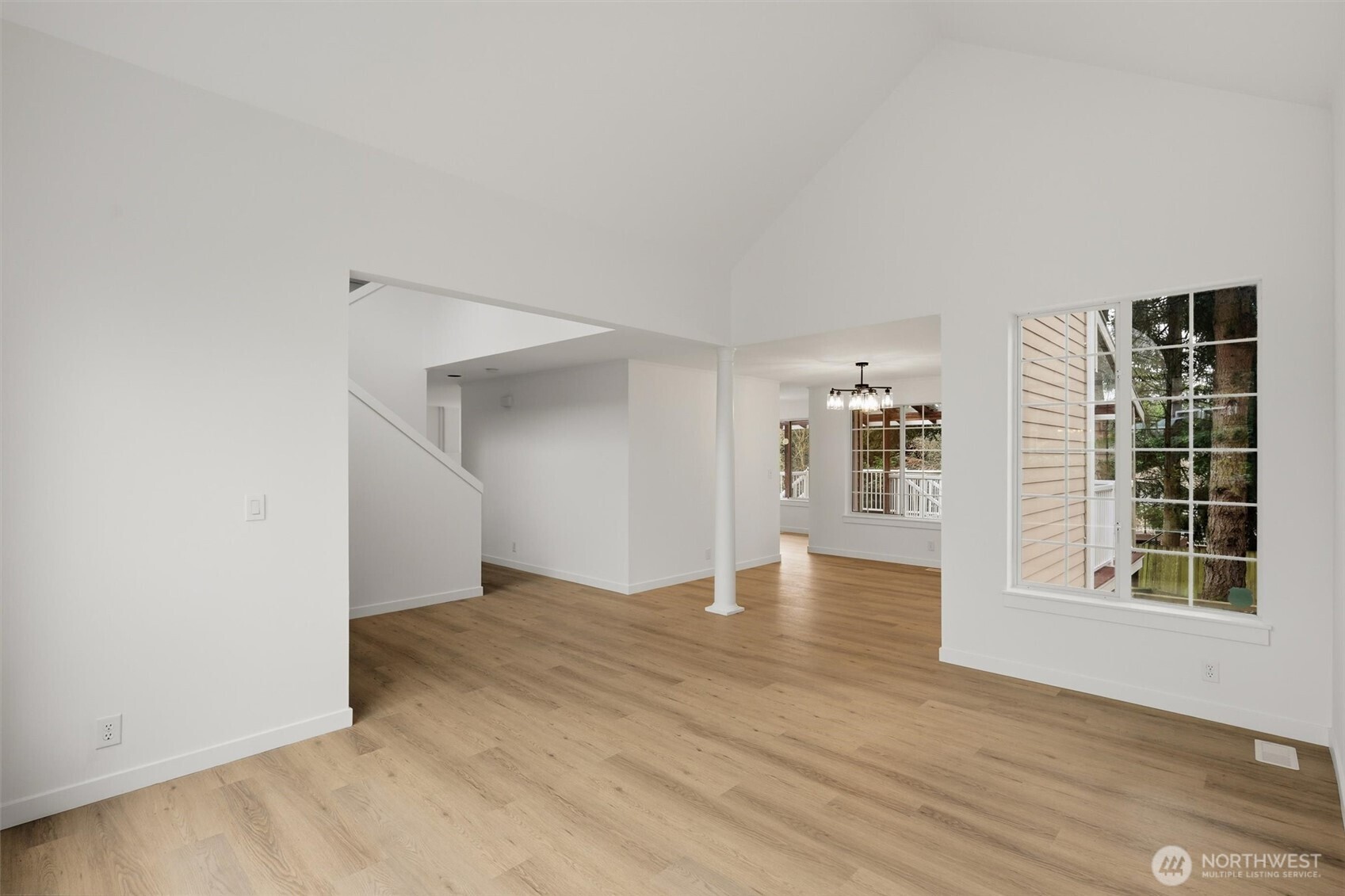 8703 NE 144th Court Kirkland WA 98034