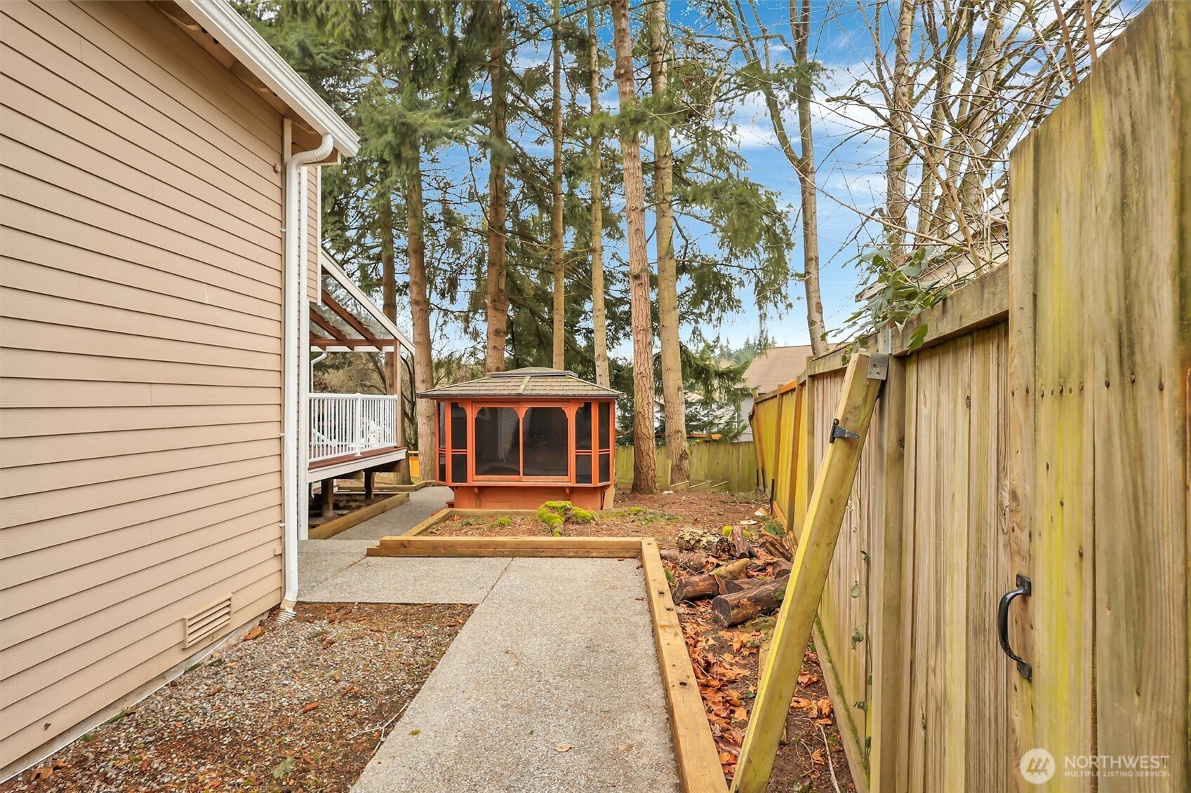 8703 NE 144th Court Kirkland WA 98034