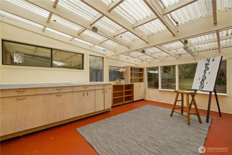 11253 35th Avenue SW Seattle WA 98146