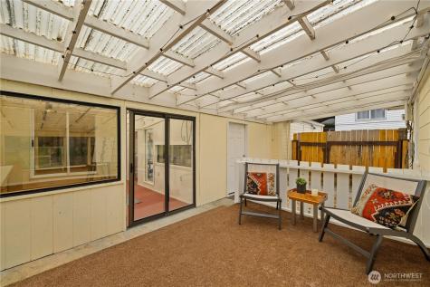 11253 35th Avenue SW Seattle WA 98146