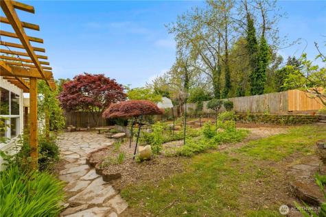 11253 35th Avenue SW Seattle WA 98146