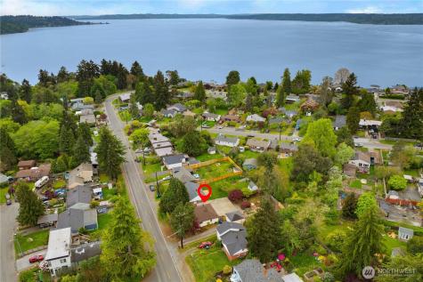 11253 35th Avenue SW Seattle WA 98146