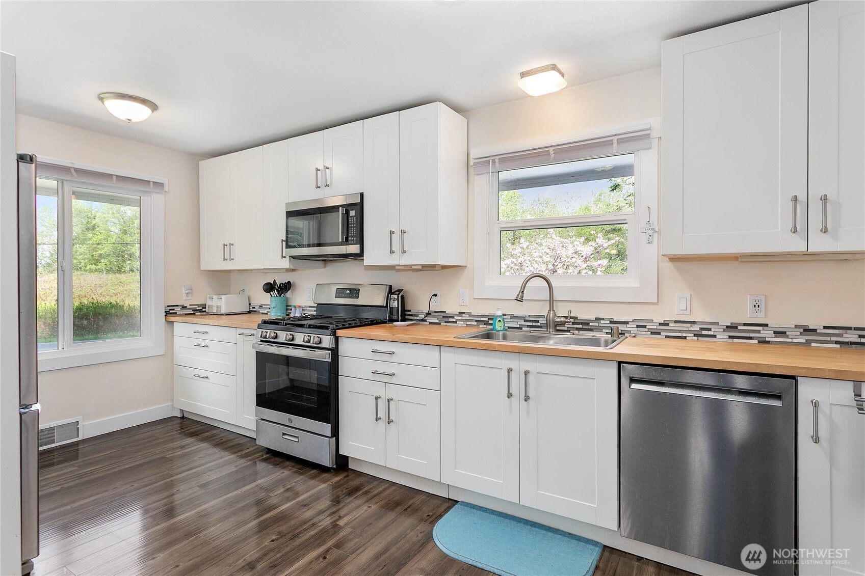 997 W Larson Road Bellingham WA 98226