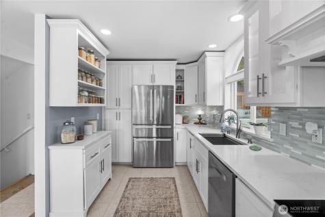 100 NE Alta Vista Drive Belfair WA 98528