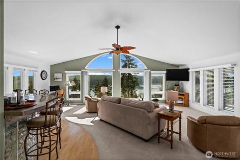 100 NE Alta Vista Drive Belfair WA 98528