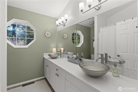 100 NE Alta Vista Drive Belfair WA 98528
