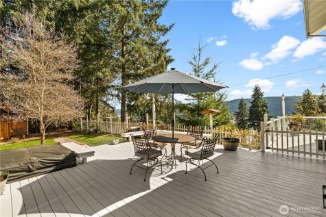 100 NE Alta Vista Drive Belfair WA 98528