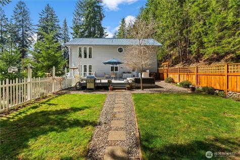 100 NE Alta Vista Drive Belfair WA 98528