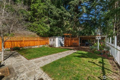 100 NE Alta Vista Drive Belfair WA 98528