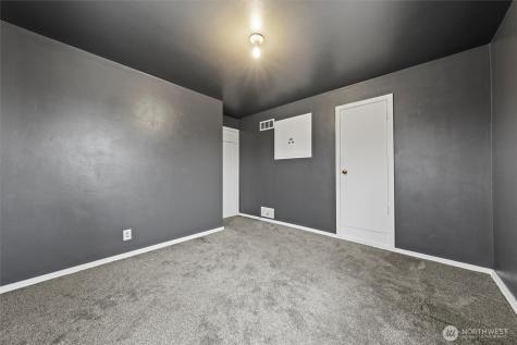 123 F Street NE Ephrata WA 98823