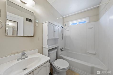 123 F Street NE Ephrata WA 98823