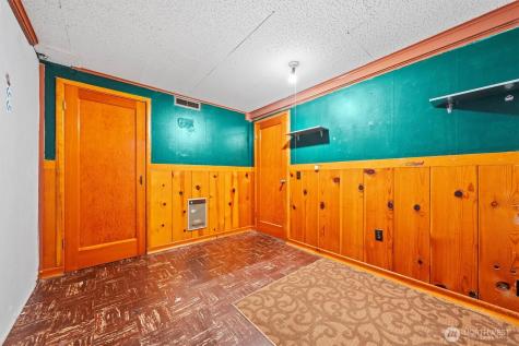 123 F Street NE Ephrata WA 98823