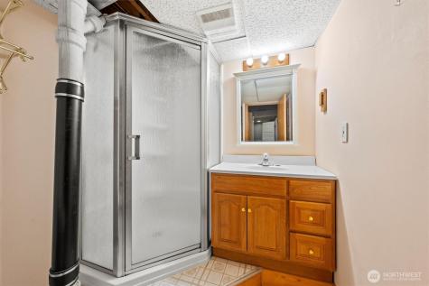 123 F Street NE Ephrata WA 98823