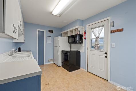 123 F Street NE Ephrata WA 98823