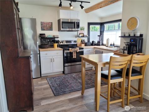 238 Castle Avenue Winthrop WA 98862