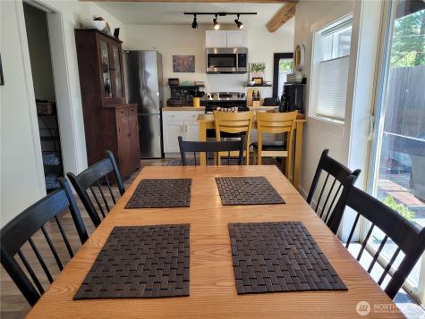 238 Castle Avenue Winthrop WA 98862