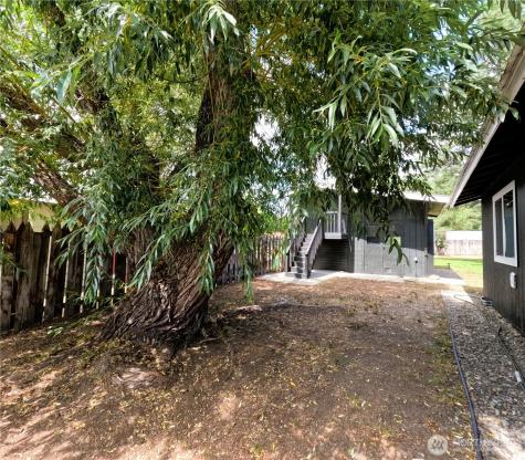 238 Castle Avenue Winthrop WA 98862