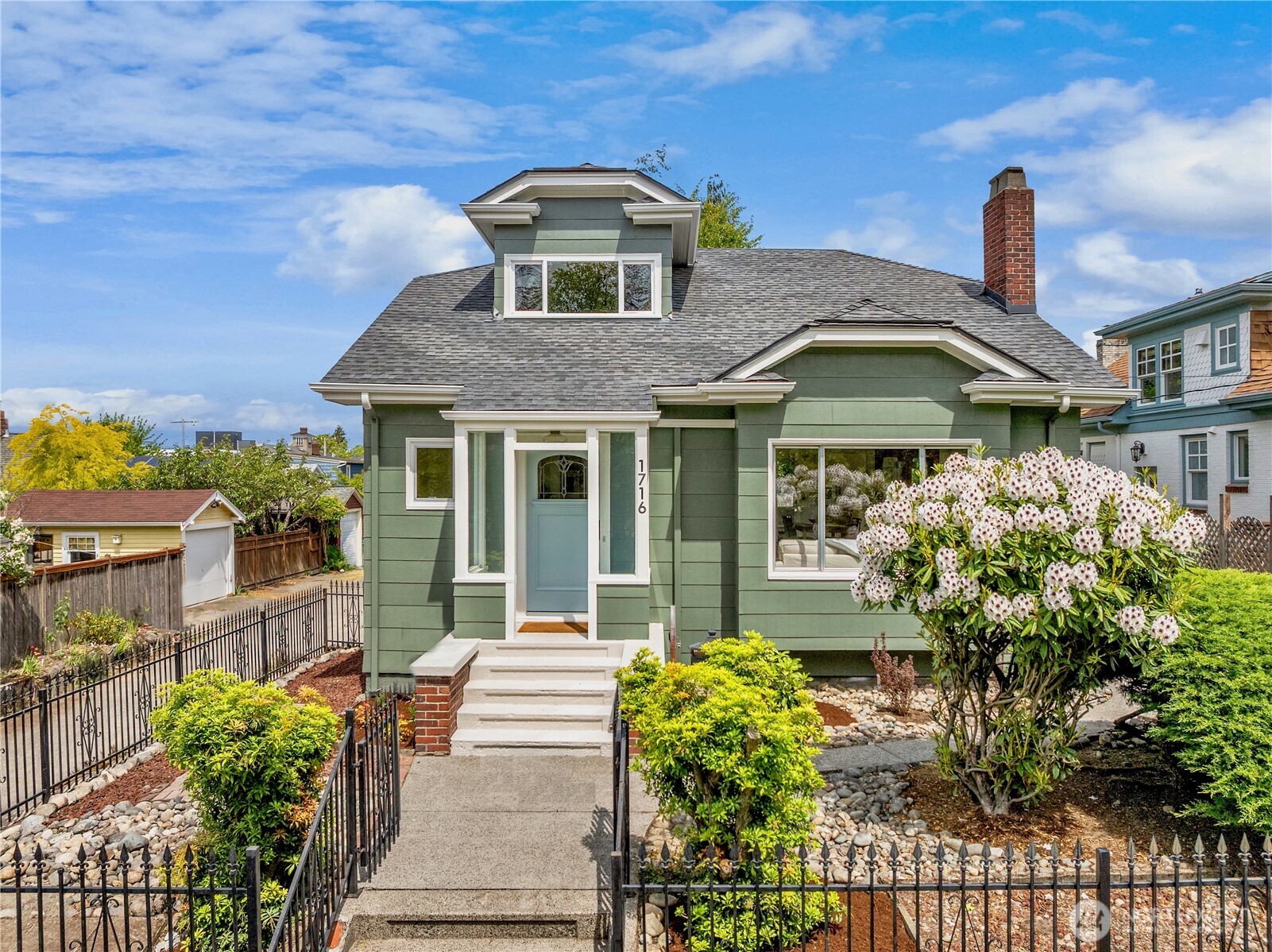 1716 N 43rd Street Seattle WA 98103