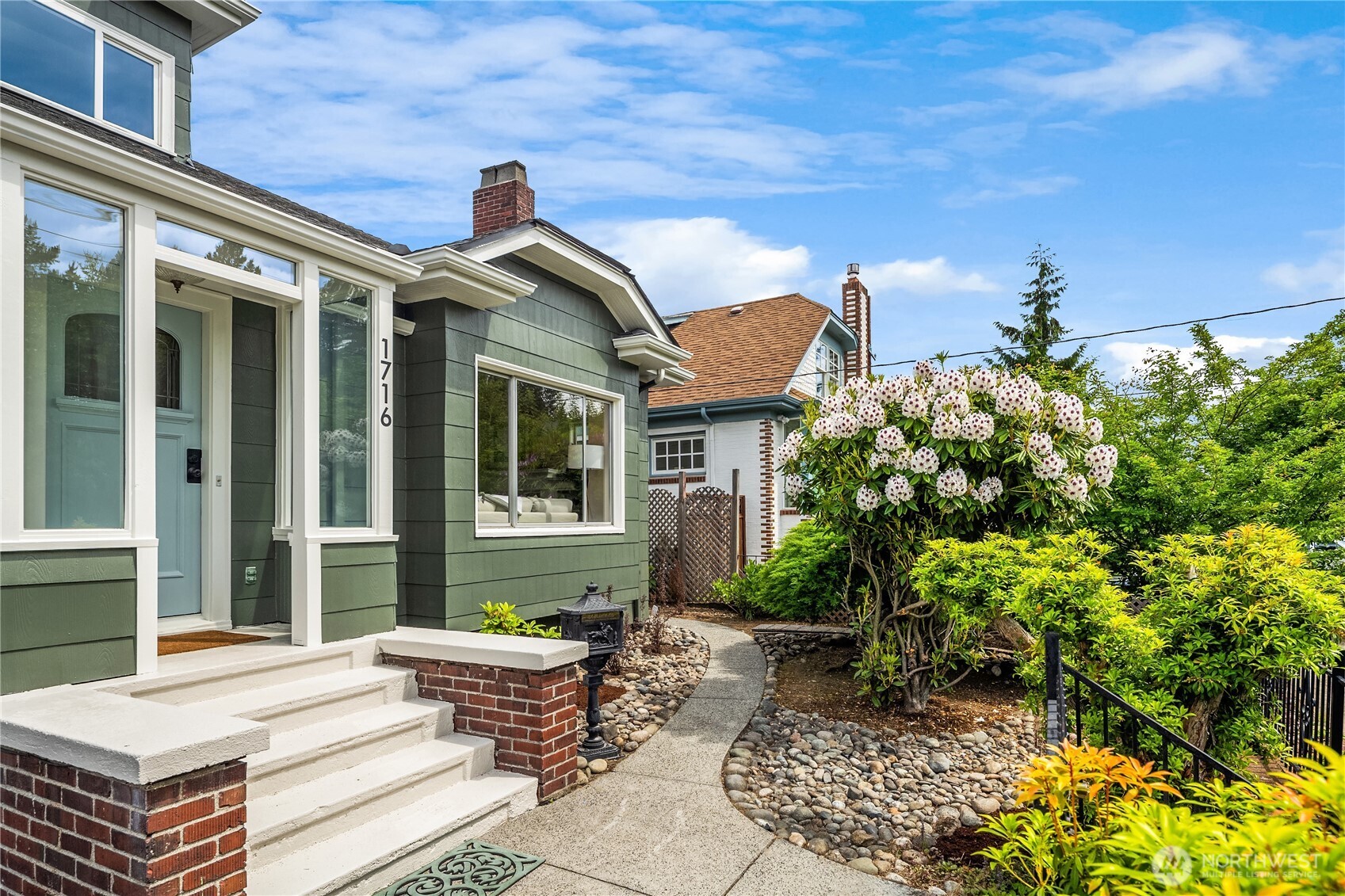 1716 N 43rd Street Seattle WA 98103