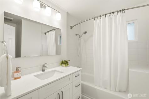 804 N 3rd Street Renton WA 98057